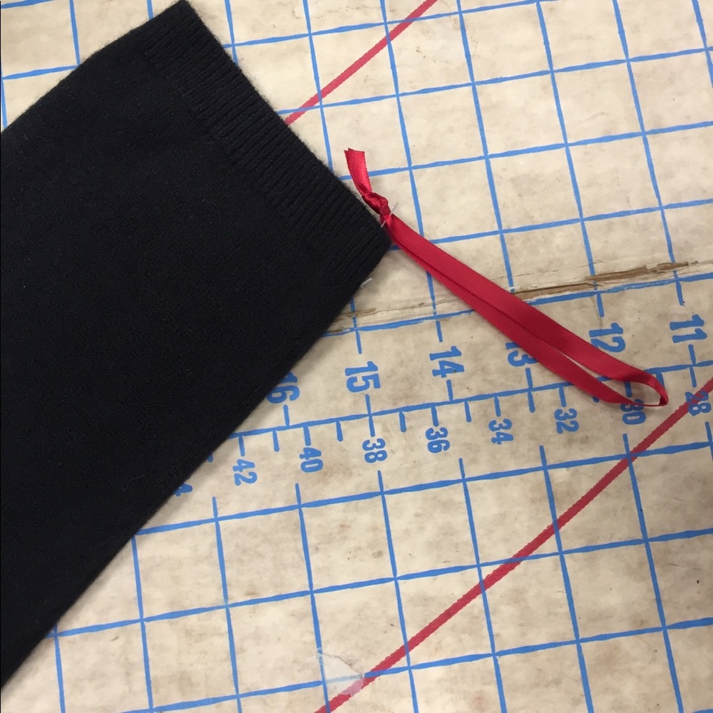 Ruby Road Sequin Sweater Size Small - image 4